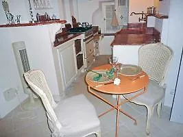 Tropez Apartman *