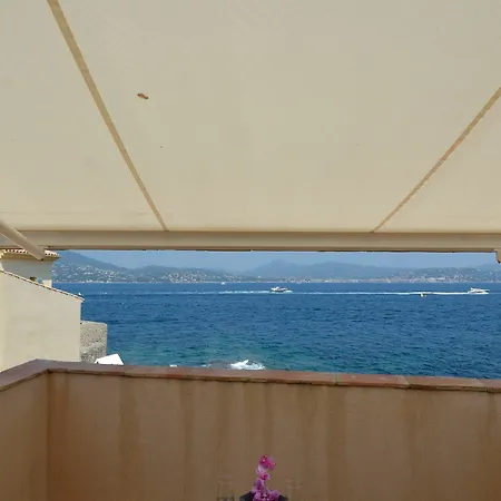 Tropez Lejlighed